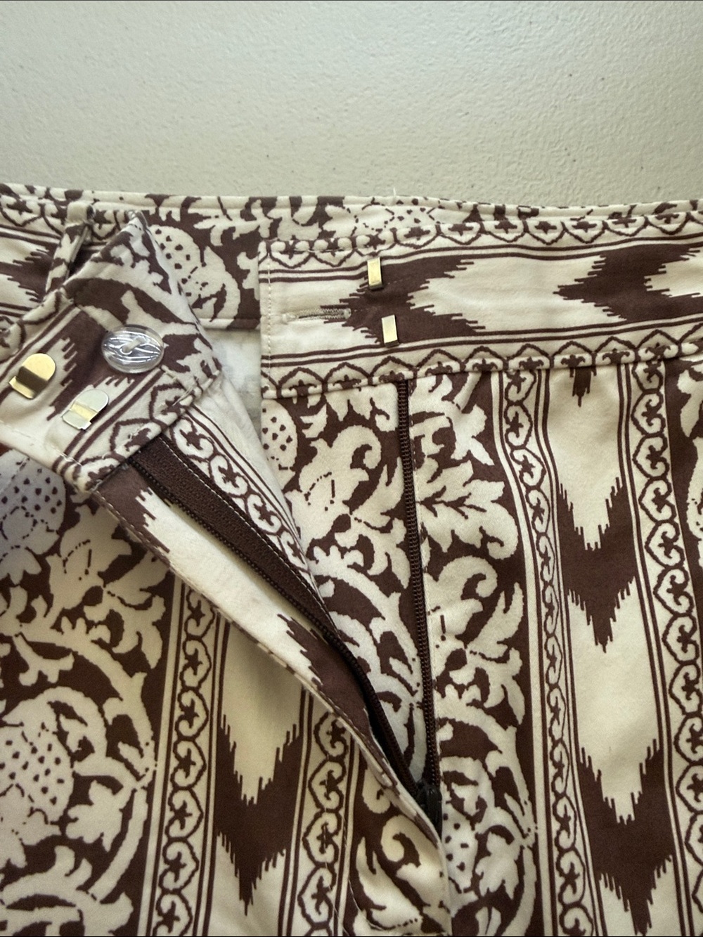 Julia Amory Babe Pant Island Ikat Printed Wide-Leg Pants - Brown & Cream Small - Picture 10 of 12